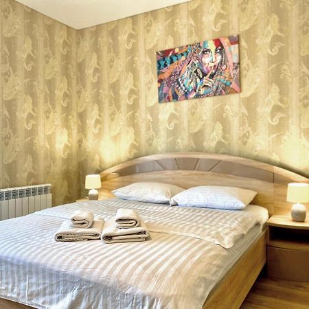 Apartpoltava Новий Будинок, В Самому Центрі 2-Окремі Кімнати, Панорамний Балкон Dış mekan fotoğraf